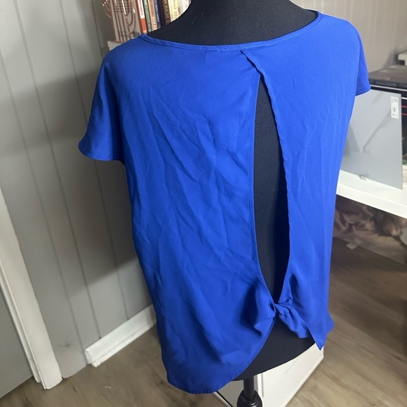 Express Royal Blue Chiffon Open Back Blouse Size Medium - Picture 2 of 5